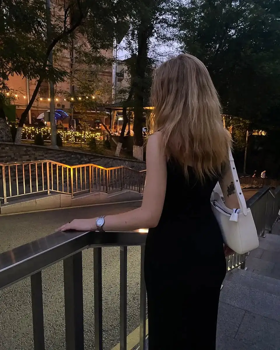 Abigail escort in Moscow