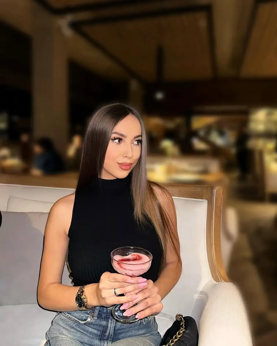 Alessia escort in Moscow