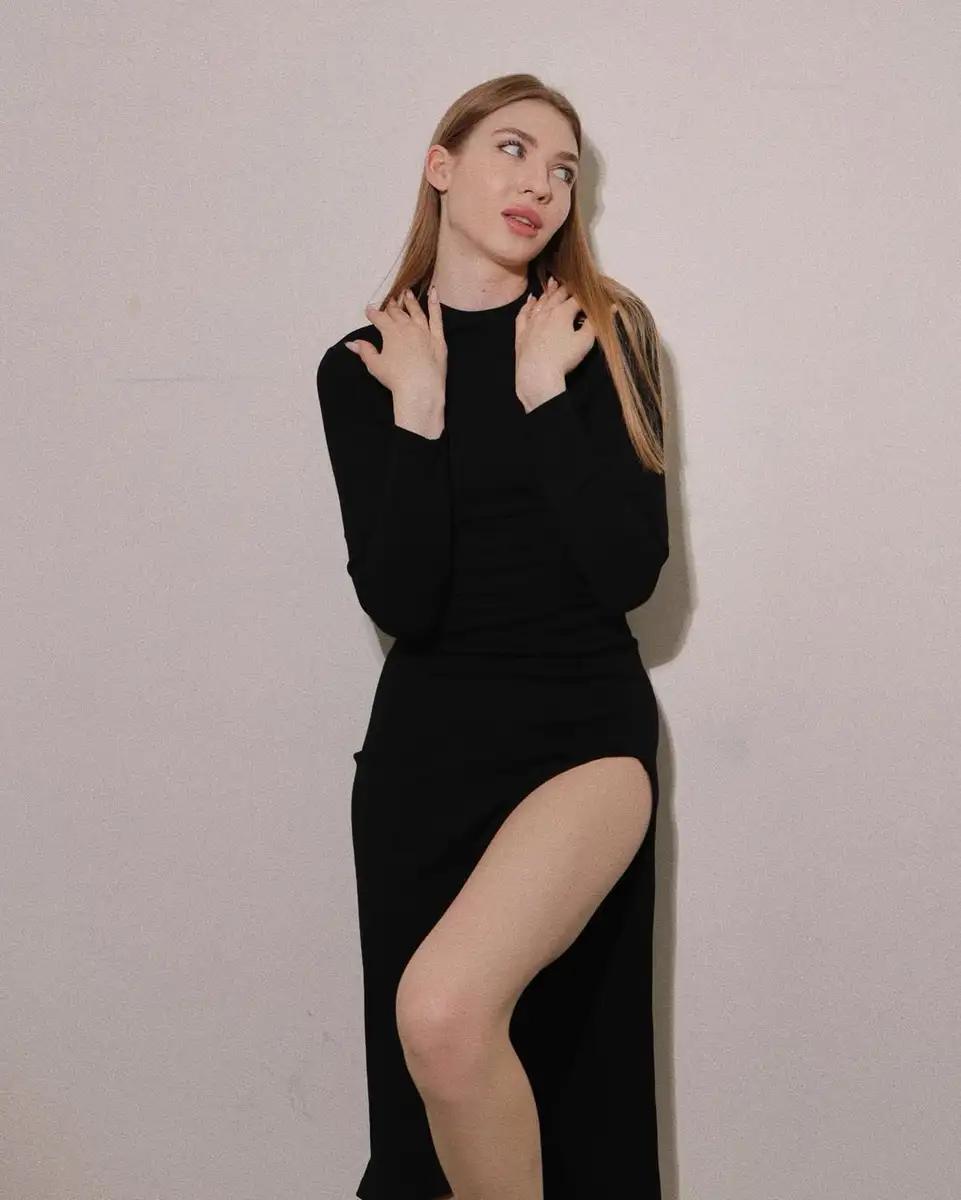 Alice escort in Moscow