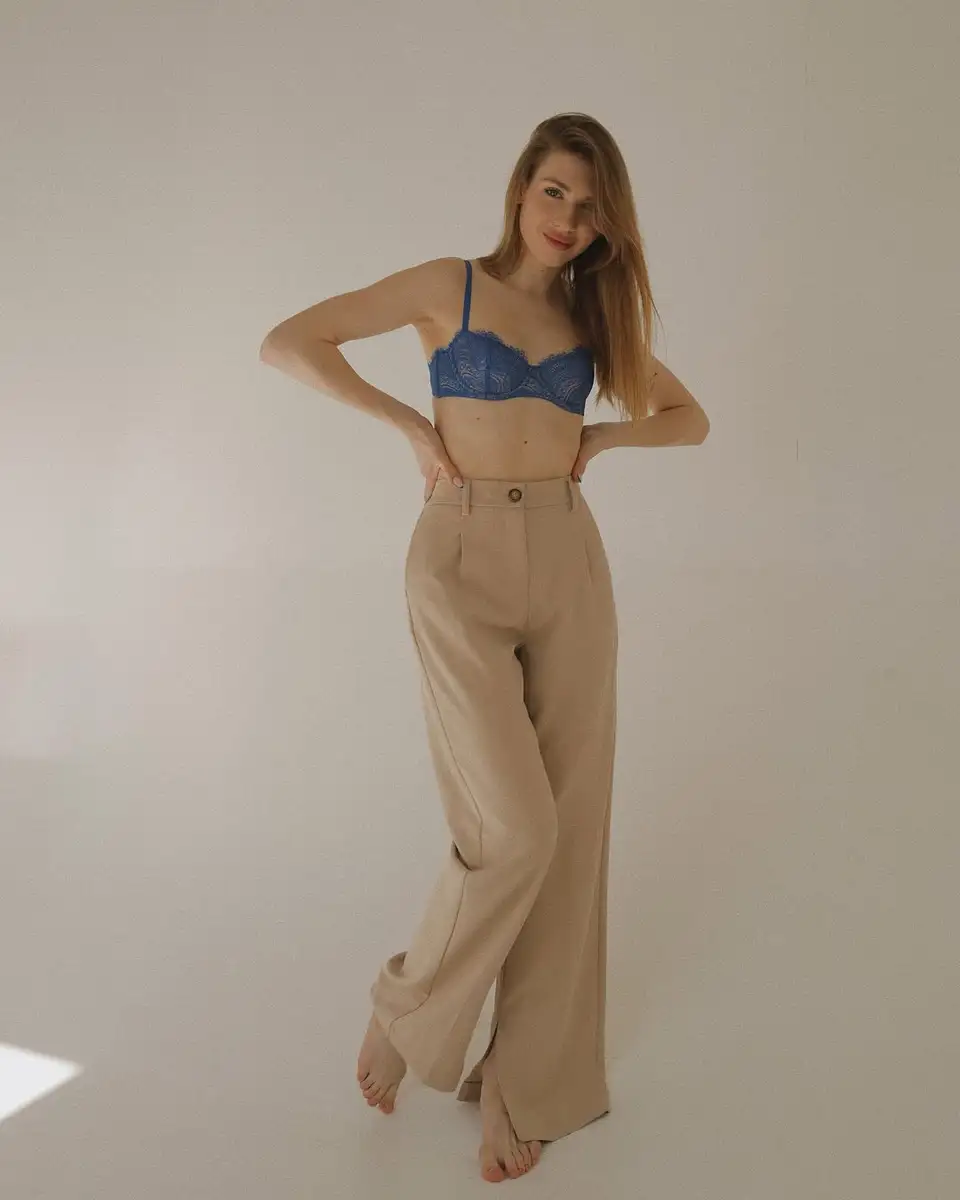 Alice escort in Moscow