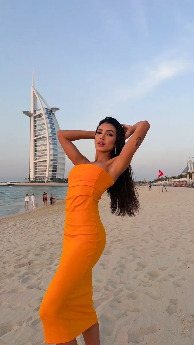 Amalia escort in Moscow