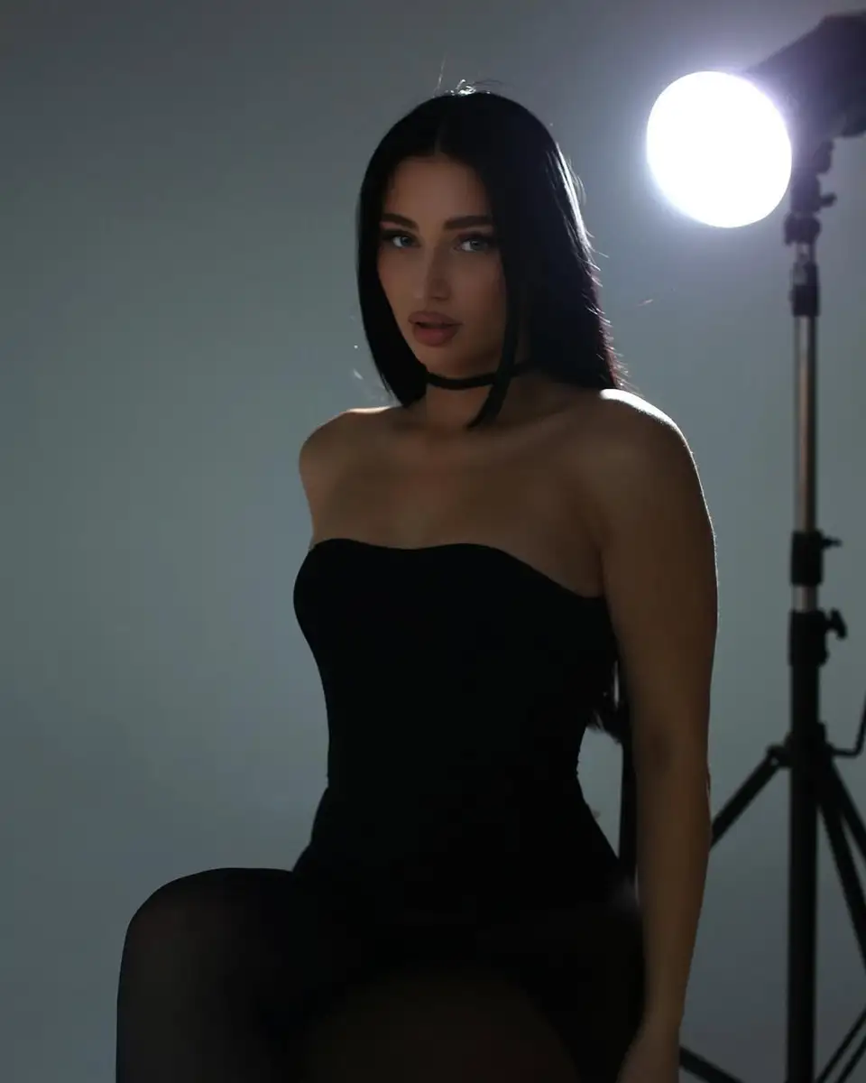 Aria escort in Dubai