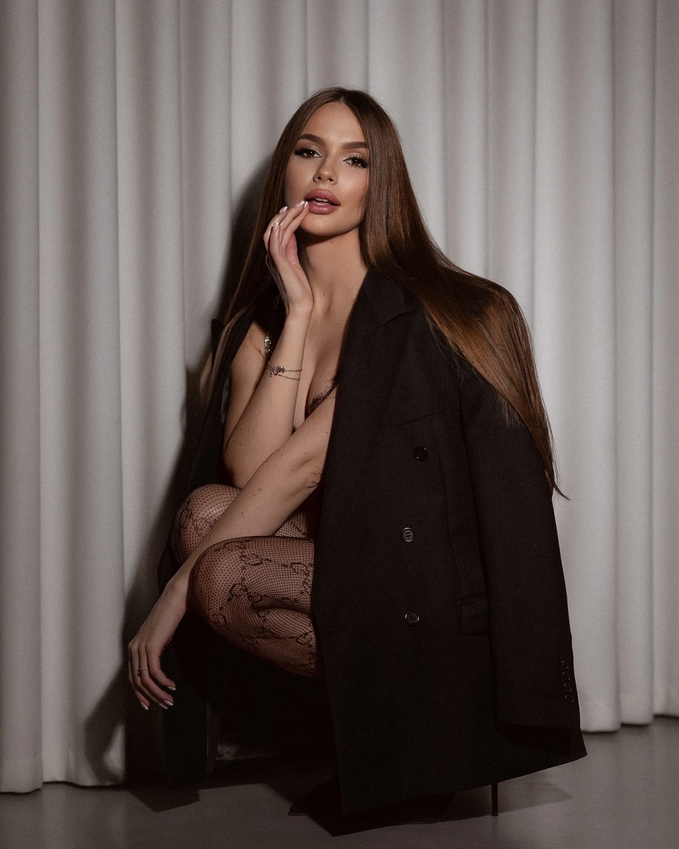 Aurora escort in Moscow