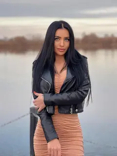 Camila escort in Moscow