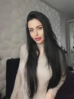 Camila escort in Moscow