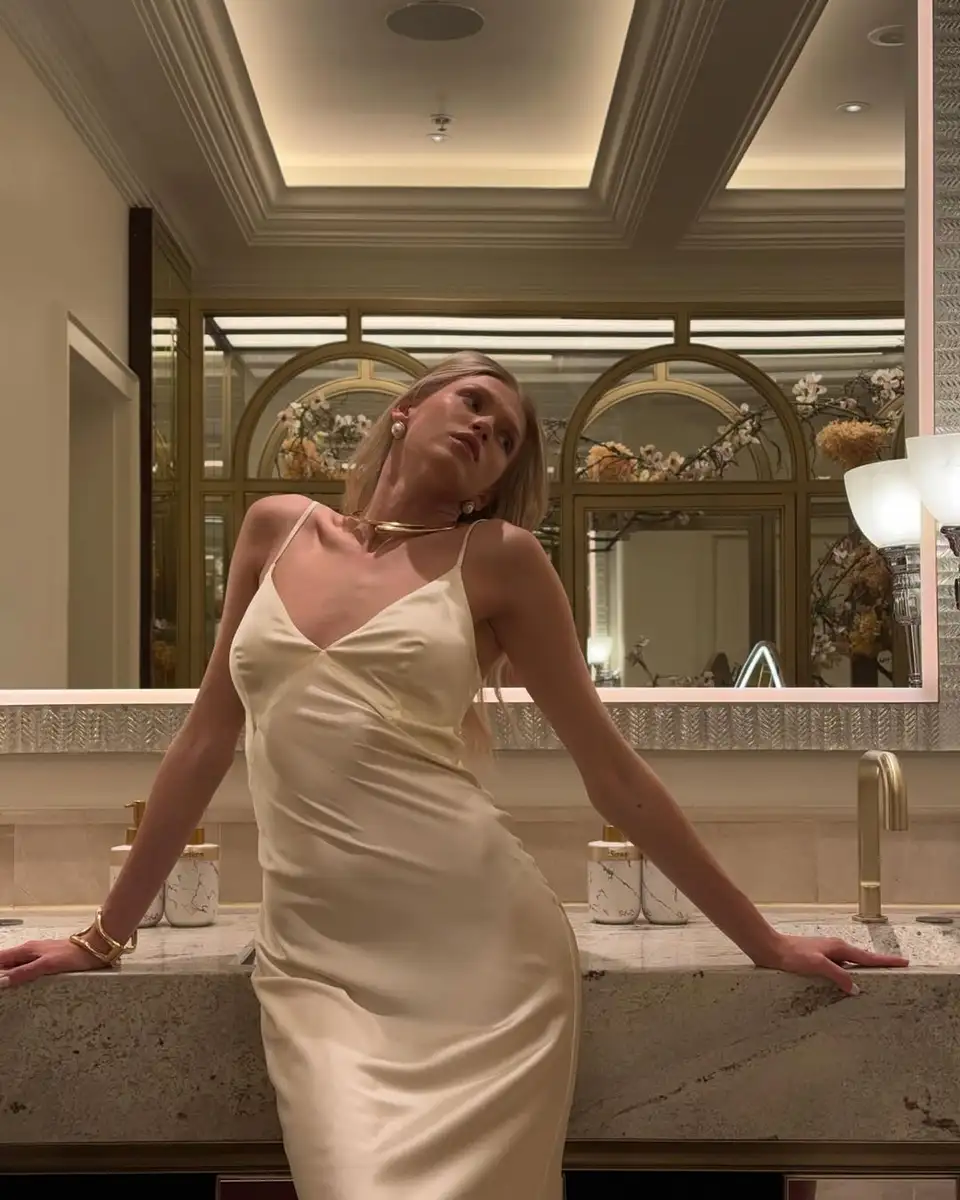 Caroline escort in Moscow