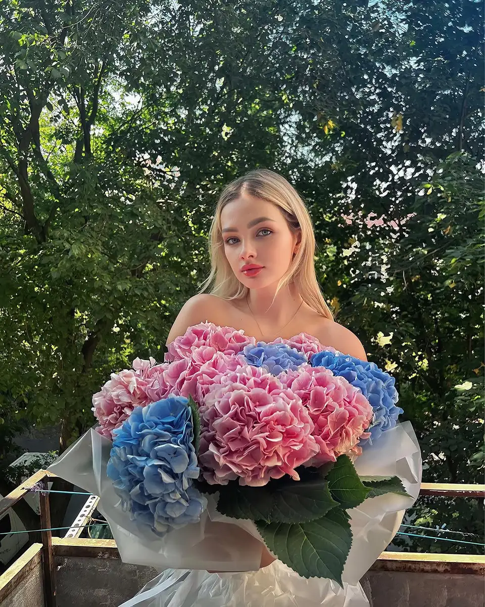 Charlotte escort in Moscow