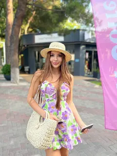 Courtney escort in Moscow