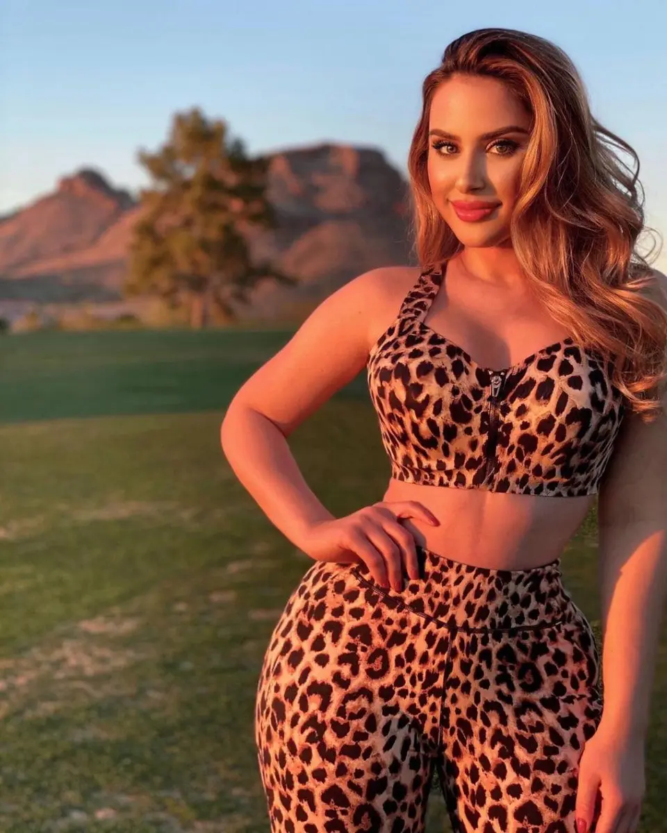 Daisy escort in Moscow