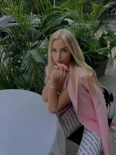 Eden escort in Moscow