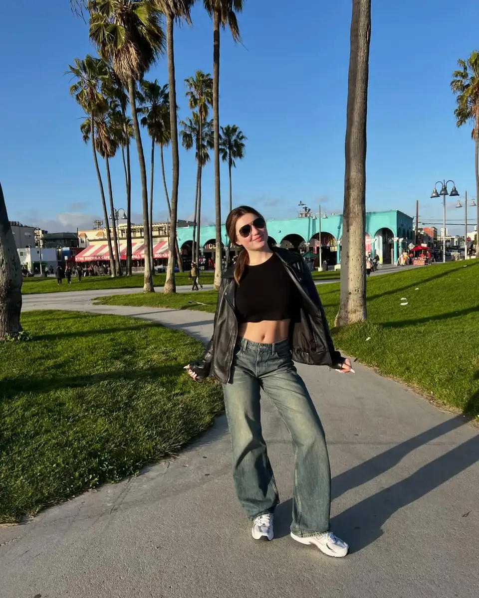 Eloise escort in Moscow