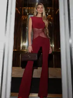 Evelyn escort in Moscow