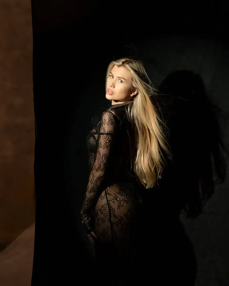 Felicity escort in Moscow