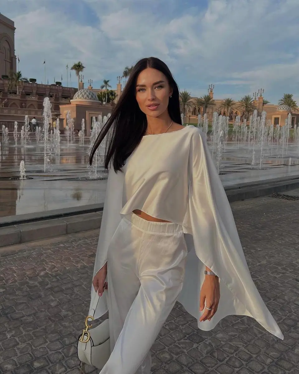 Fiona escort in Moscow