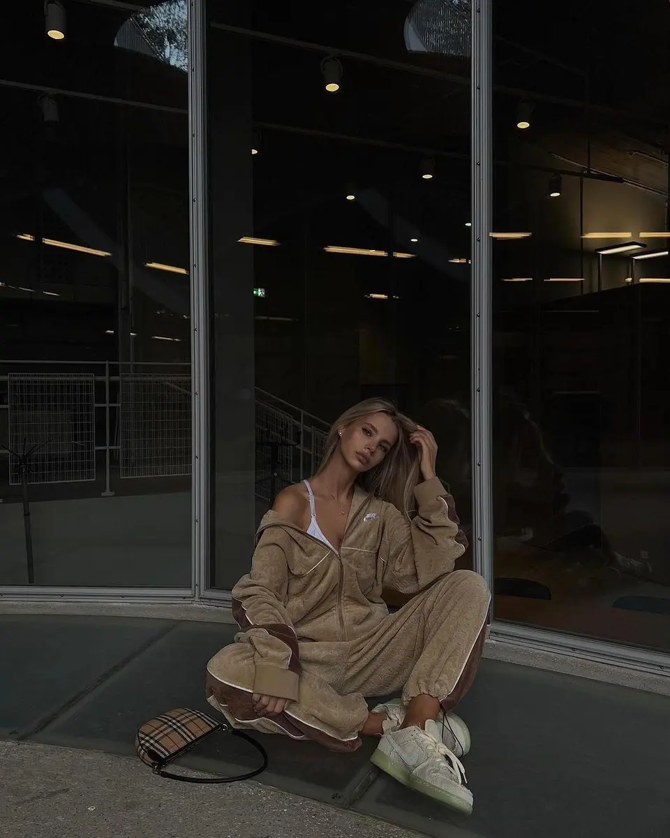 Gabriella escort in Moscow