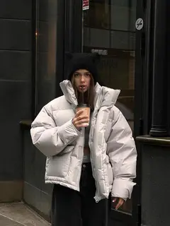 Hannah escort in Moscow