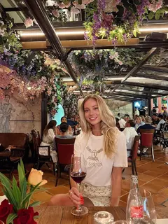 Hazel escort in Moscow