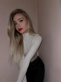 Hazel escort in Moscow