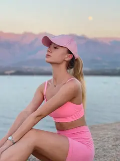 Hazel escort in Moscow