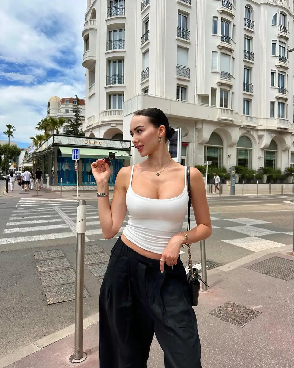 Juliette escort in Moscow