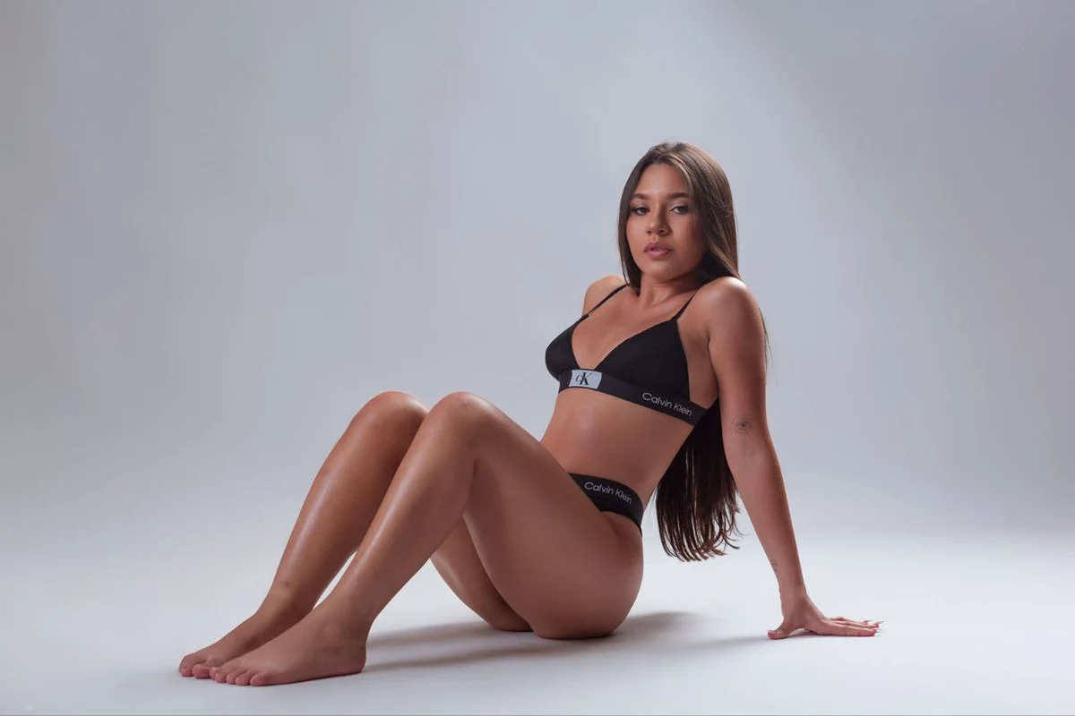 Kathleen escort in Moscow