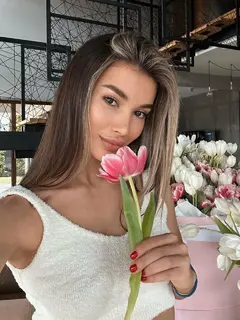 Katie escort in Moscow