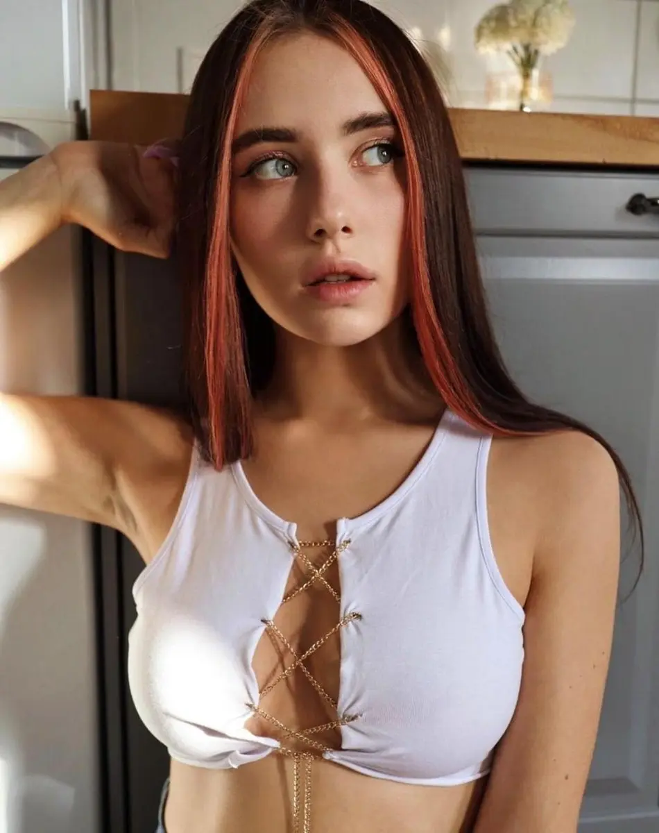 Kendall escort in Moscow