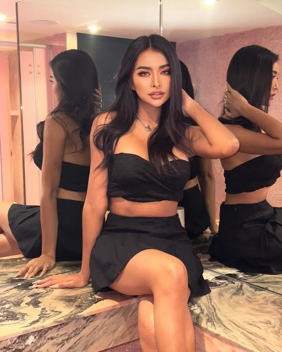 Kenzie escort in Dubai