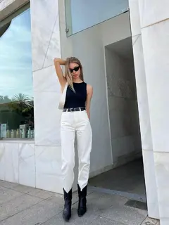 Lana escort in Moscow