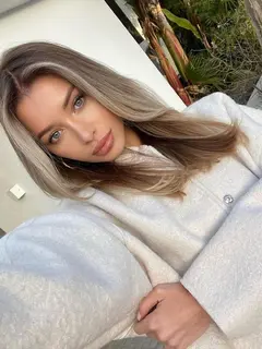 Lana escort in Moscow