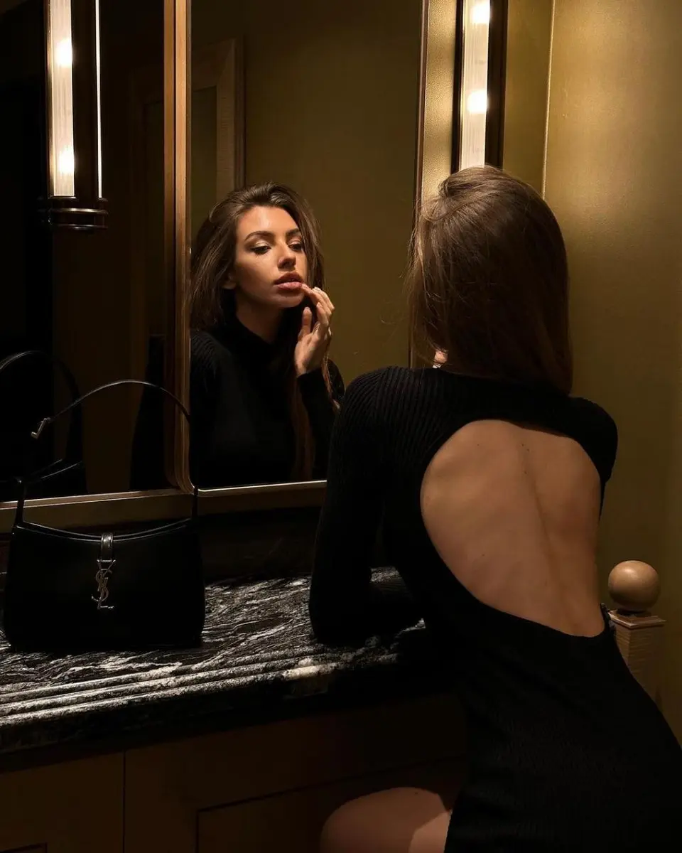 Leila escort in Moscow