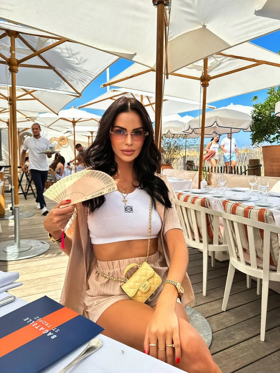 Lily escort in Moscow