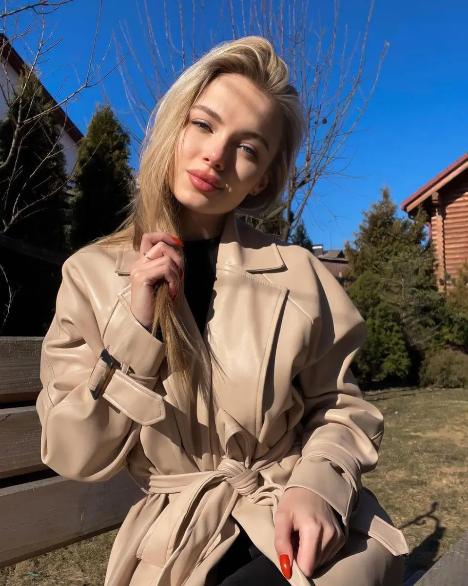 Maisie escort in Moscow