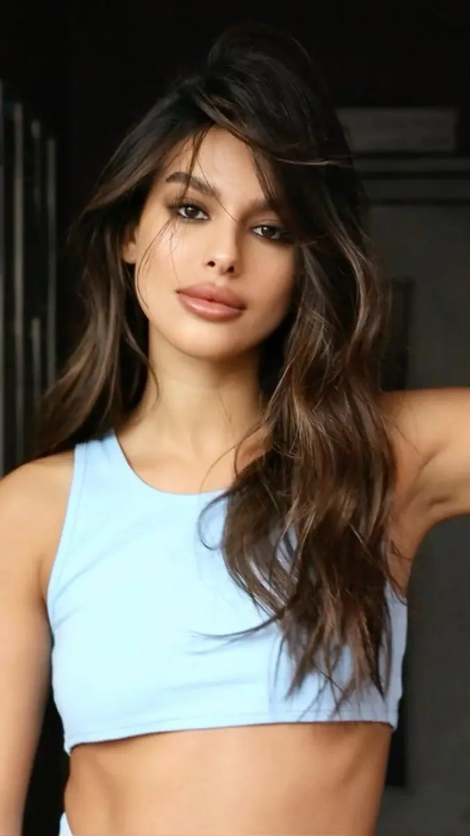 Mariana escort in Moscow