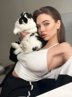 Millie escort in Moscow