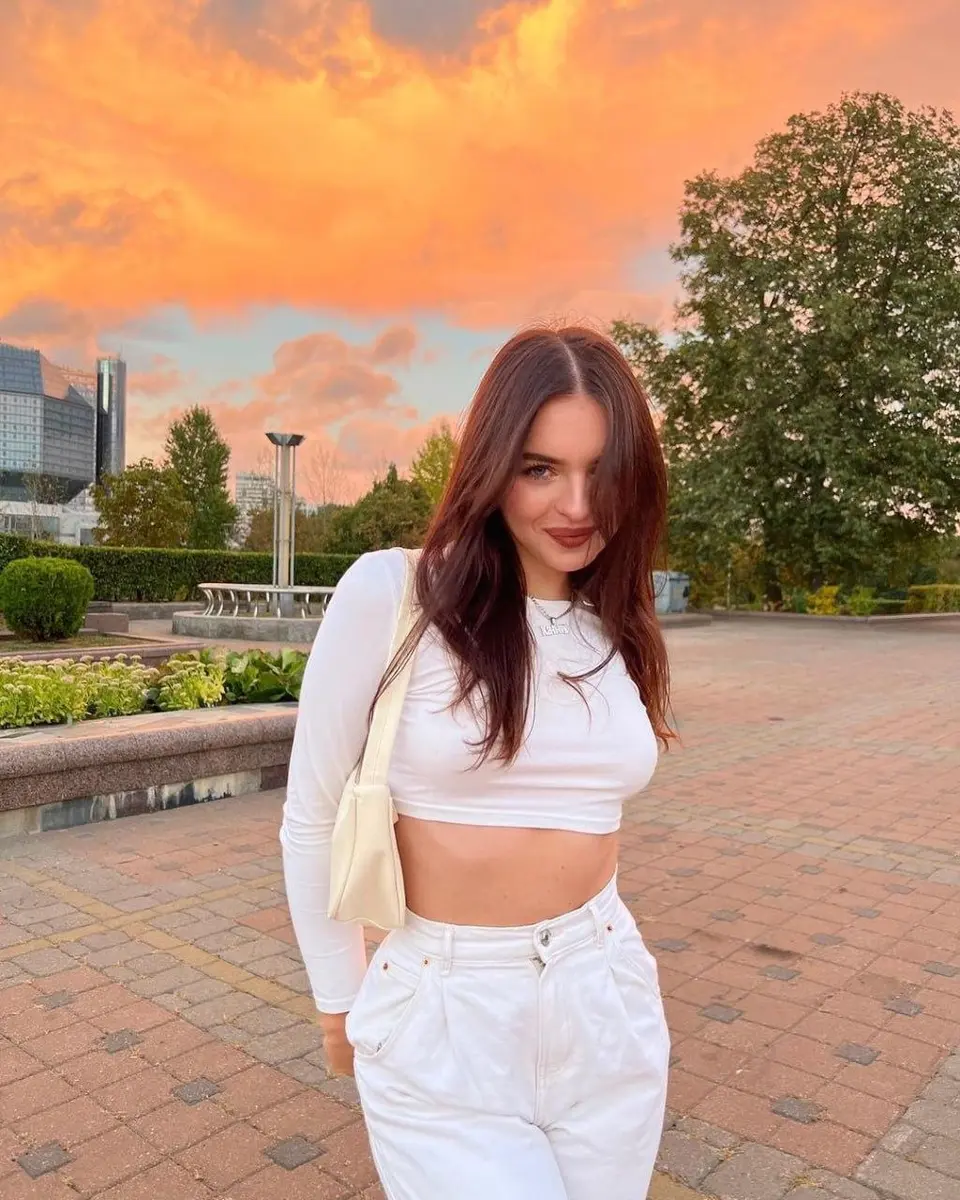 Natalie escort in Dubai