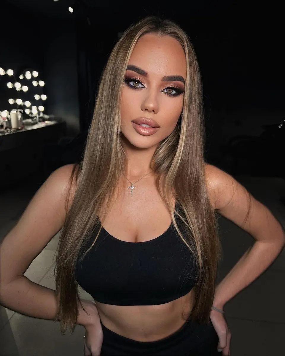 Nessa escort in Moscow