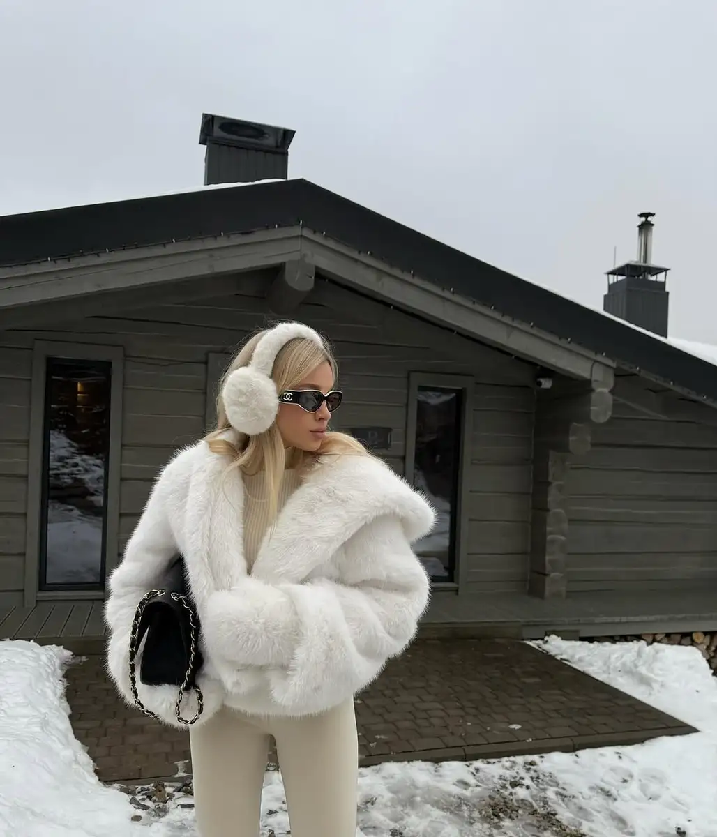 Olivia escort in Moscow