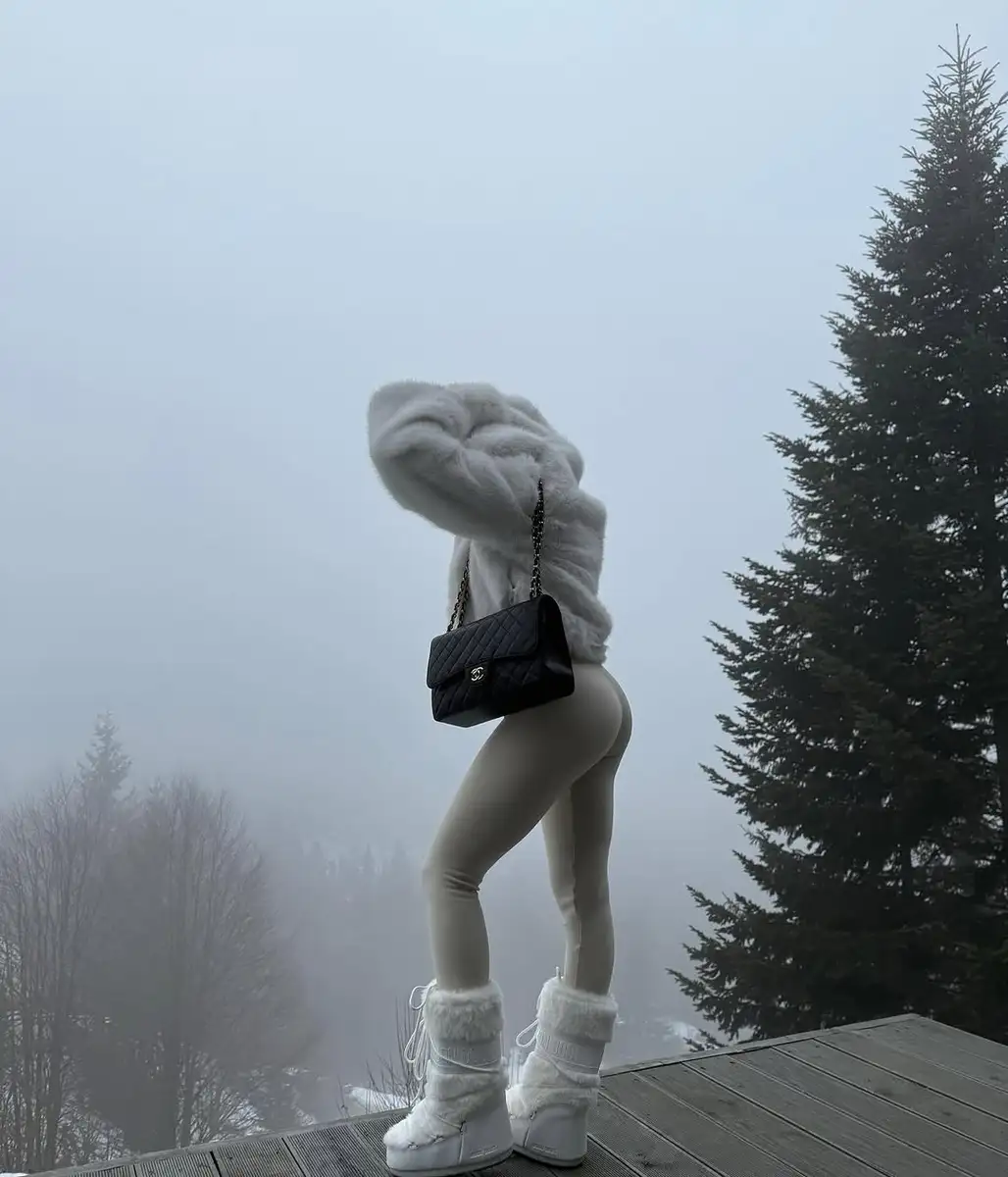 Olivia escort in Moscow