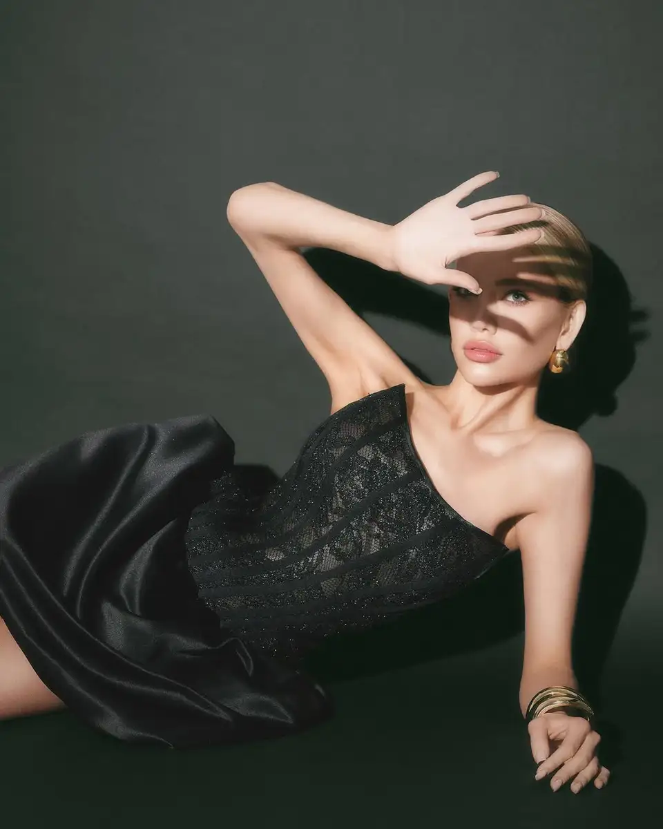 Rosalie escort in Moscow