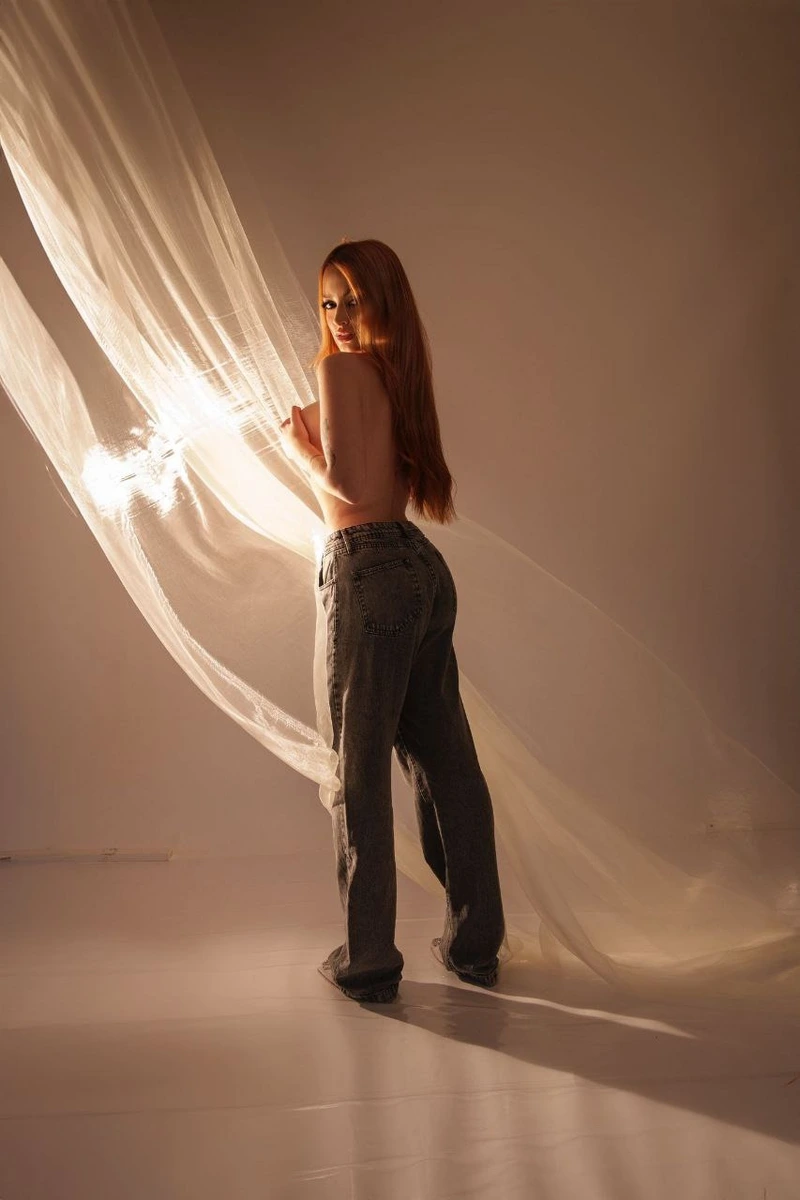 Samantha escort in Moscow