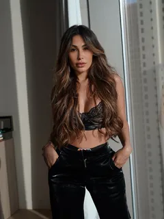 Selena escort in Moscow