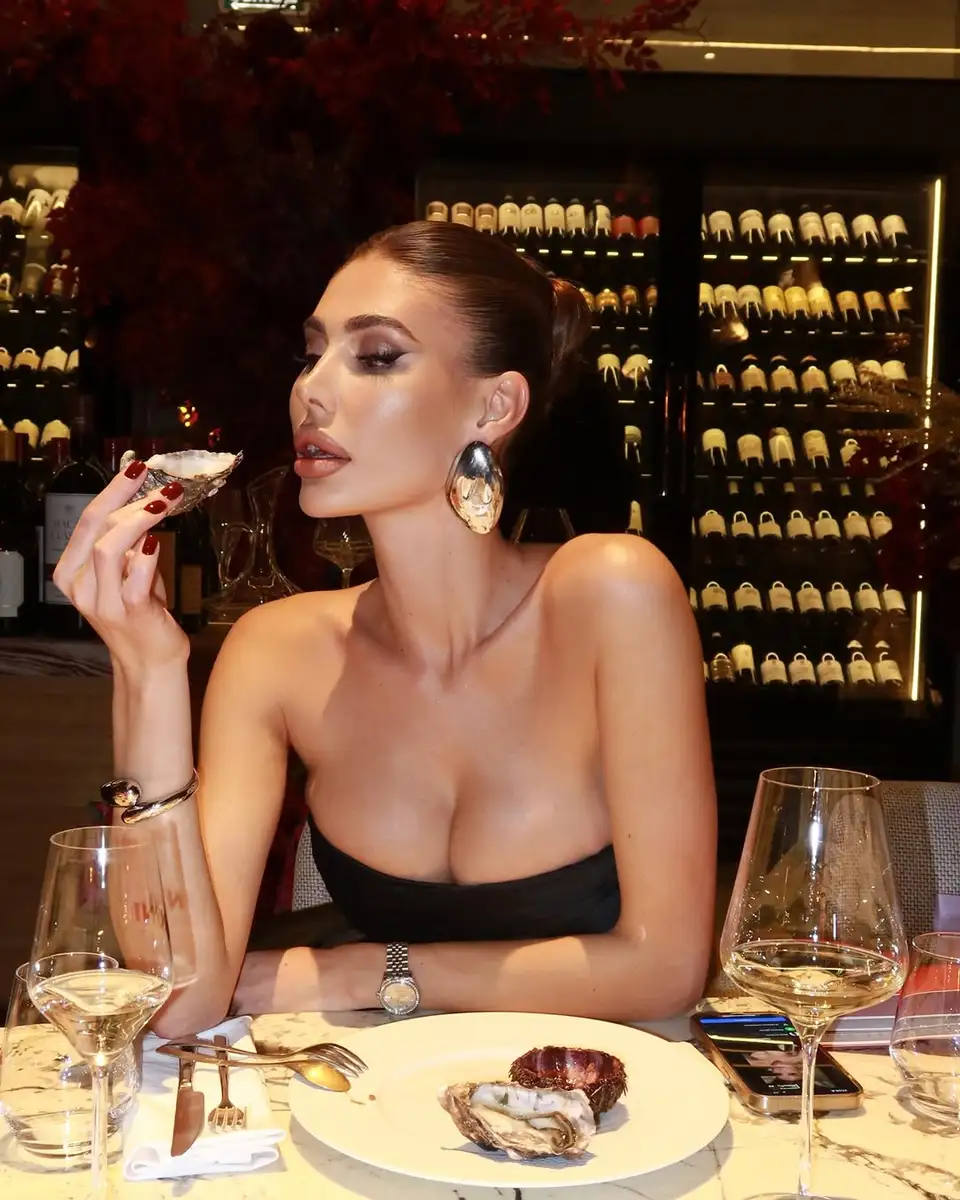 Seraphina escort in Moscow