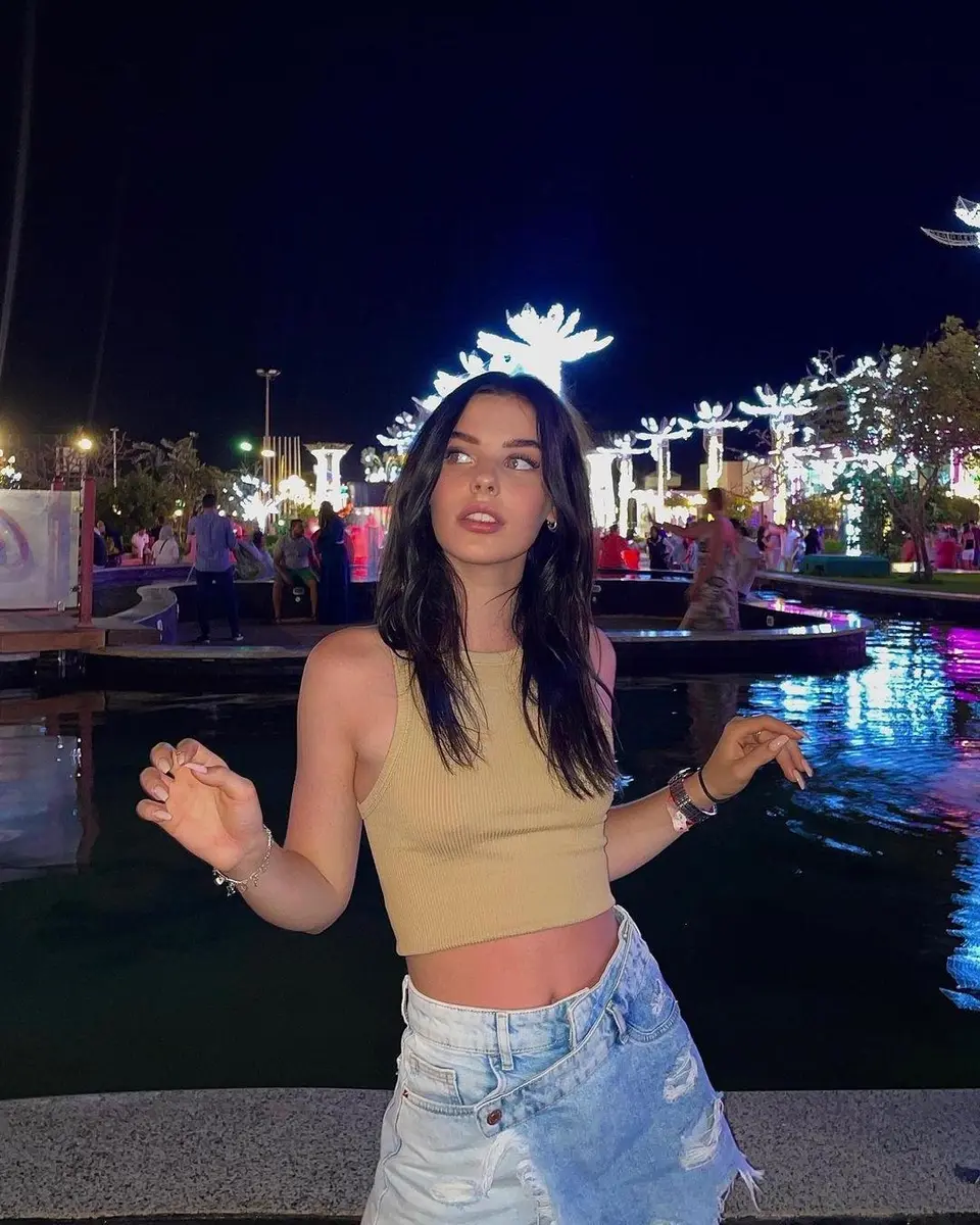 Tabitha escort in Dubai