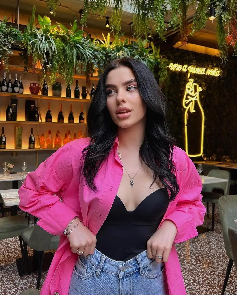 Tabitha escort in Dubai