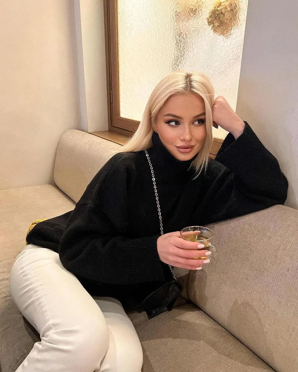 Tiffany escort in Dubai