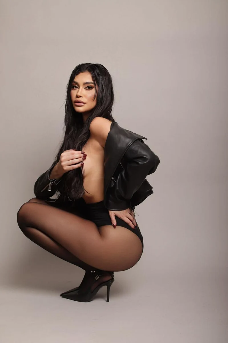 Vivienne escort in Moscow