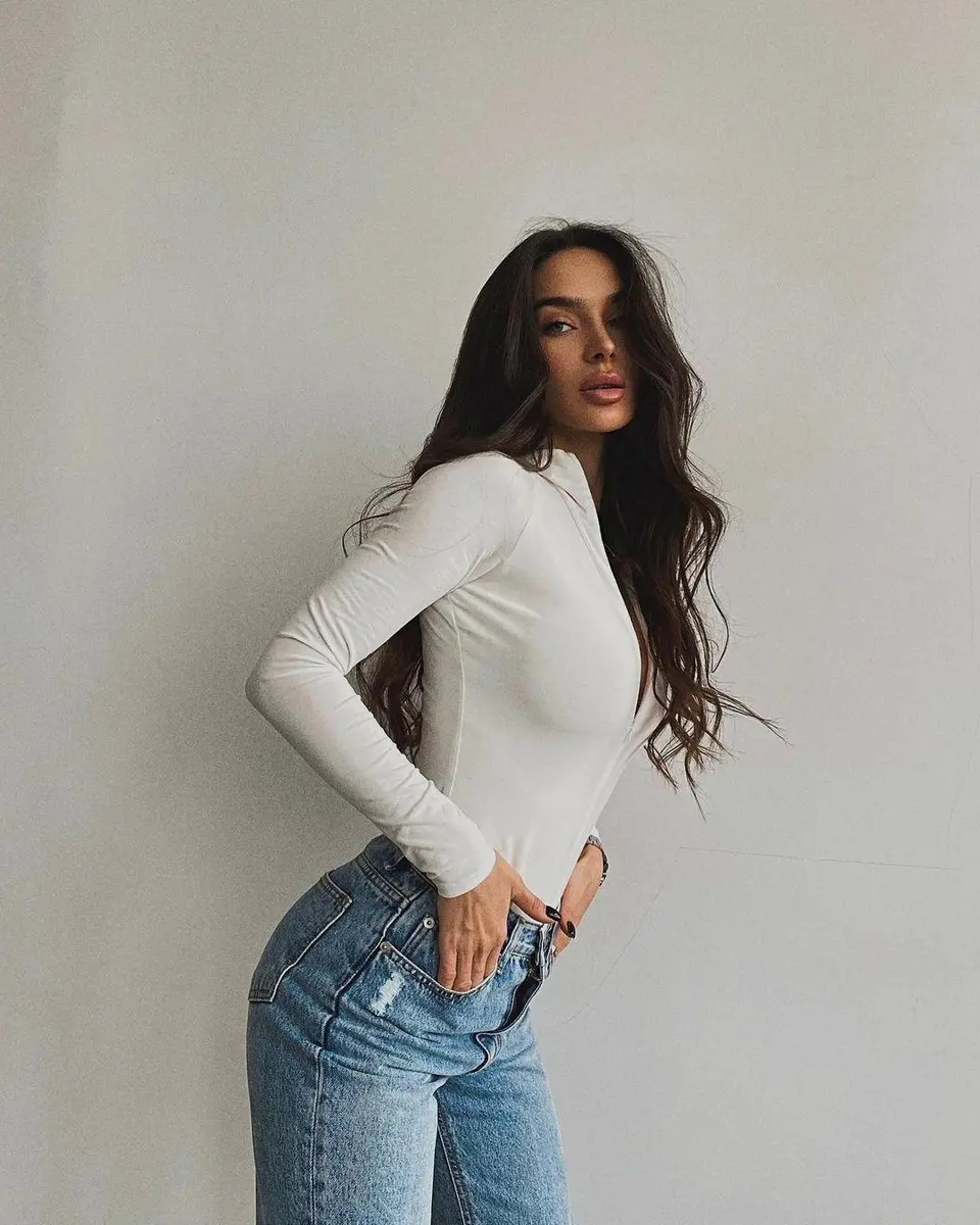 Willa escort in Moscow